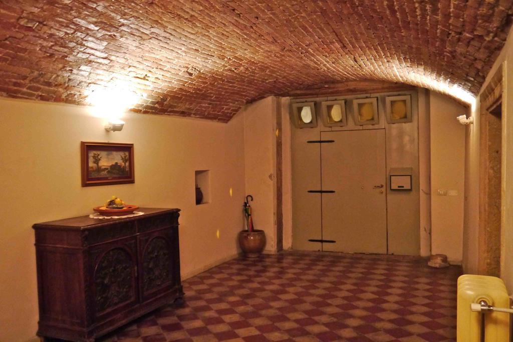 شقة Residenza Carducci Centro Storico فيرونا الغرفة الصورة